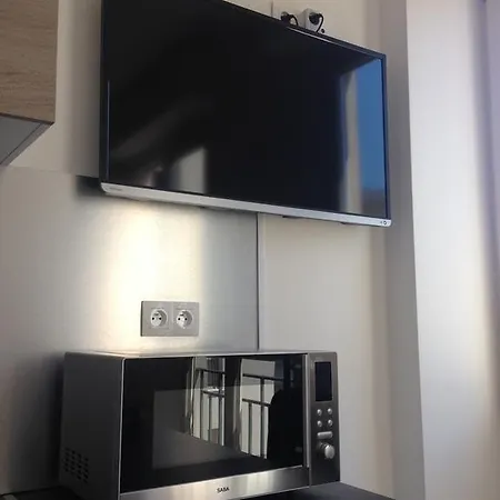 Charmant Studio Neuf Carre D'or Appartement