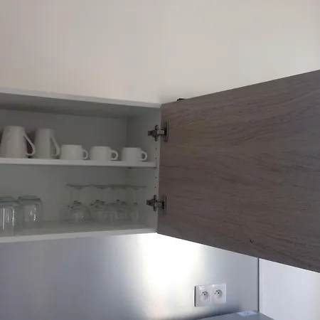 Charmant Studio Neuf Carre D'or Appartement